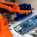 Los mejores materiales para construir un brazo robótico con Arduino